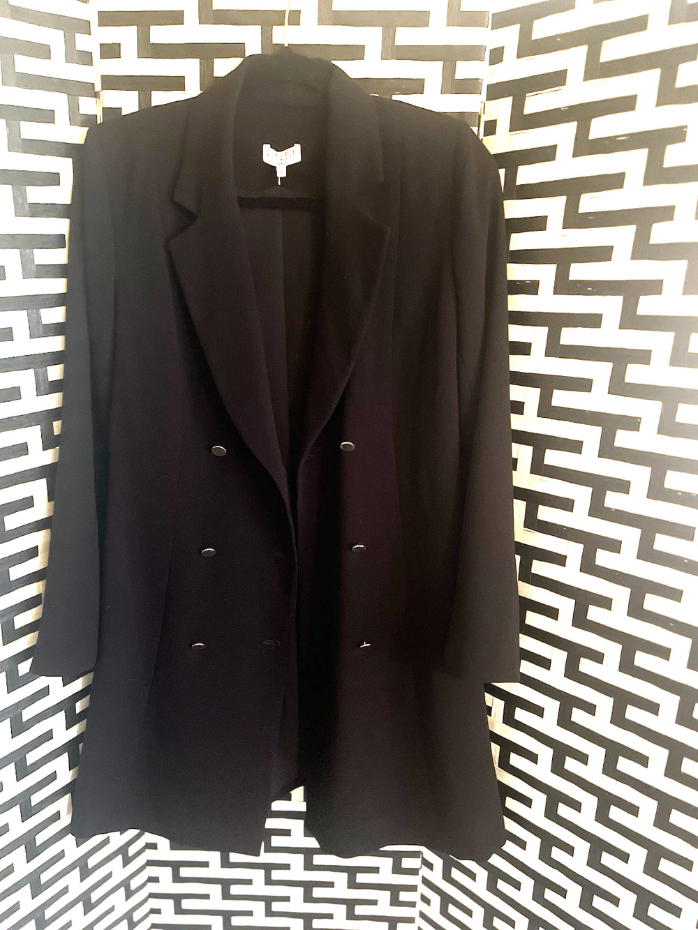 CLAUDIE PIERLOT PARIS LIKNED BLACK LIGHTWEIGHT JACKET W BUTTON, EURO 38, USA 6